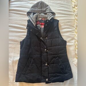 Love Tree Women's Black Hooded Vest